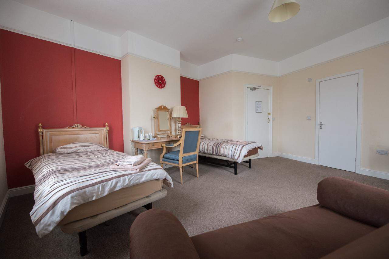 The Rodney Otel Warrington Dış mekan fotoğraf