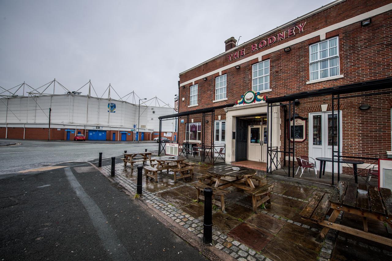 The Rodney Otel Warrington Dış mekan fotoğraf