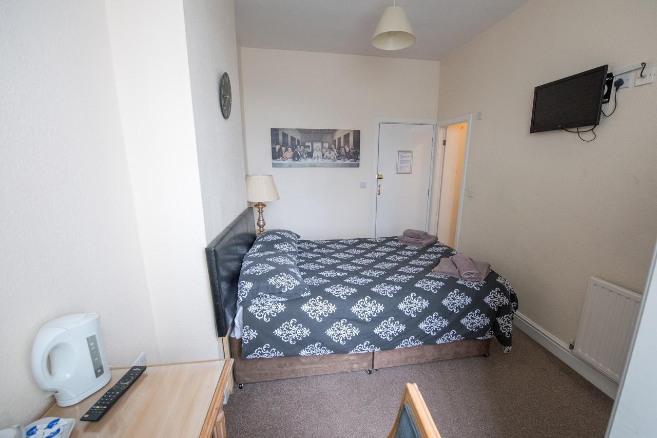 The Rodney Otel Warrington Dış mekan fotoğraf