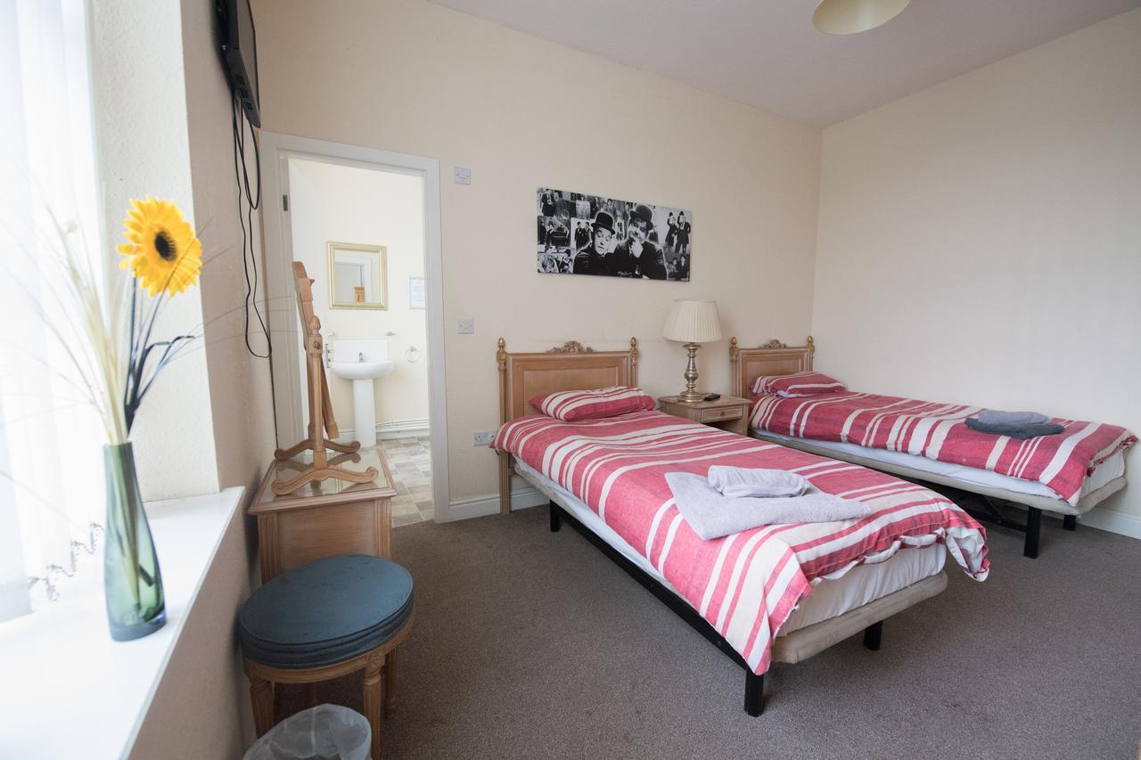 The Rodney Otel Warrington Dış mekan fotoğraf