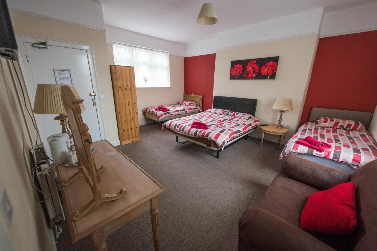 The Rodney Otel Warrington Dış mekan fotoğraf
