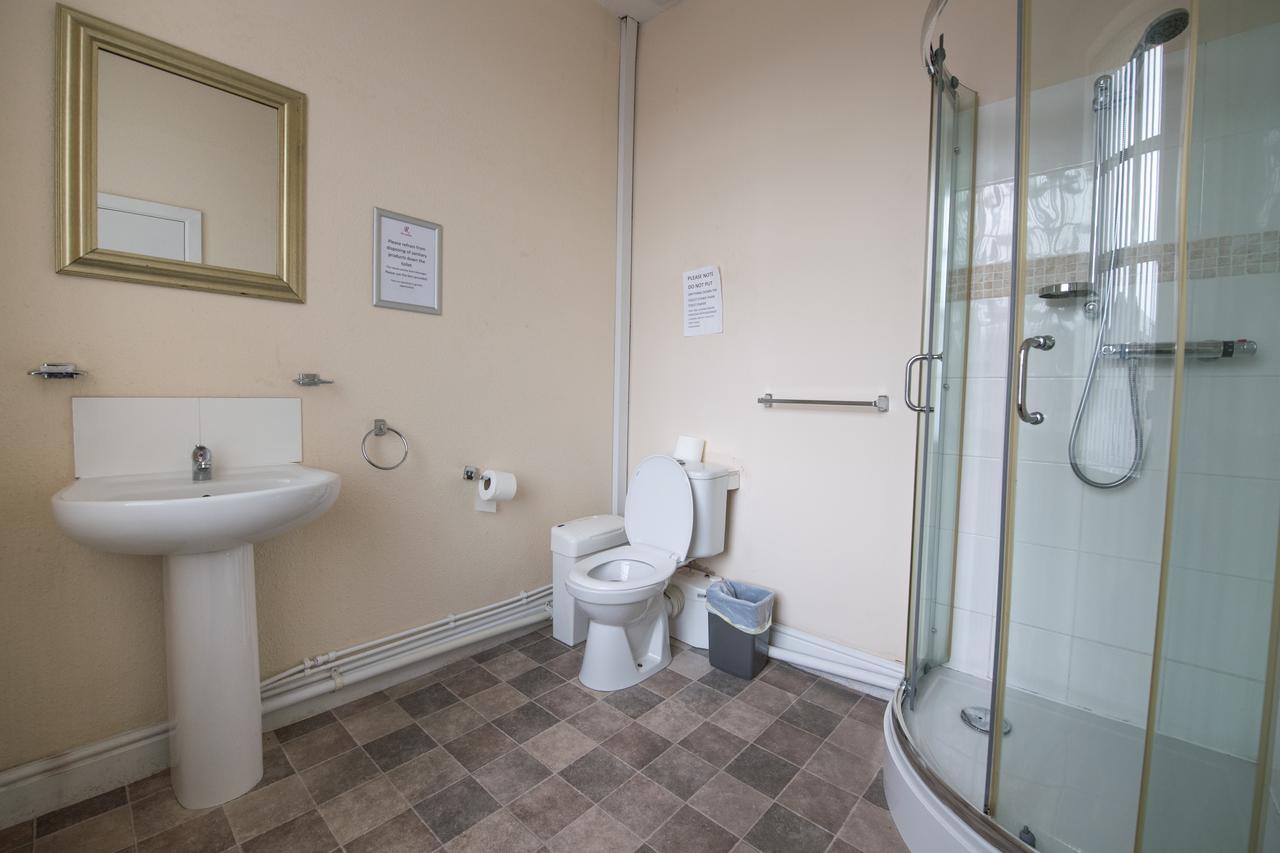 The Rodney Otel Warrington Dış mekan fotoğraf