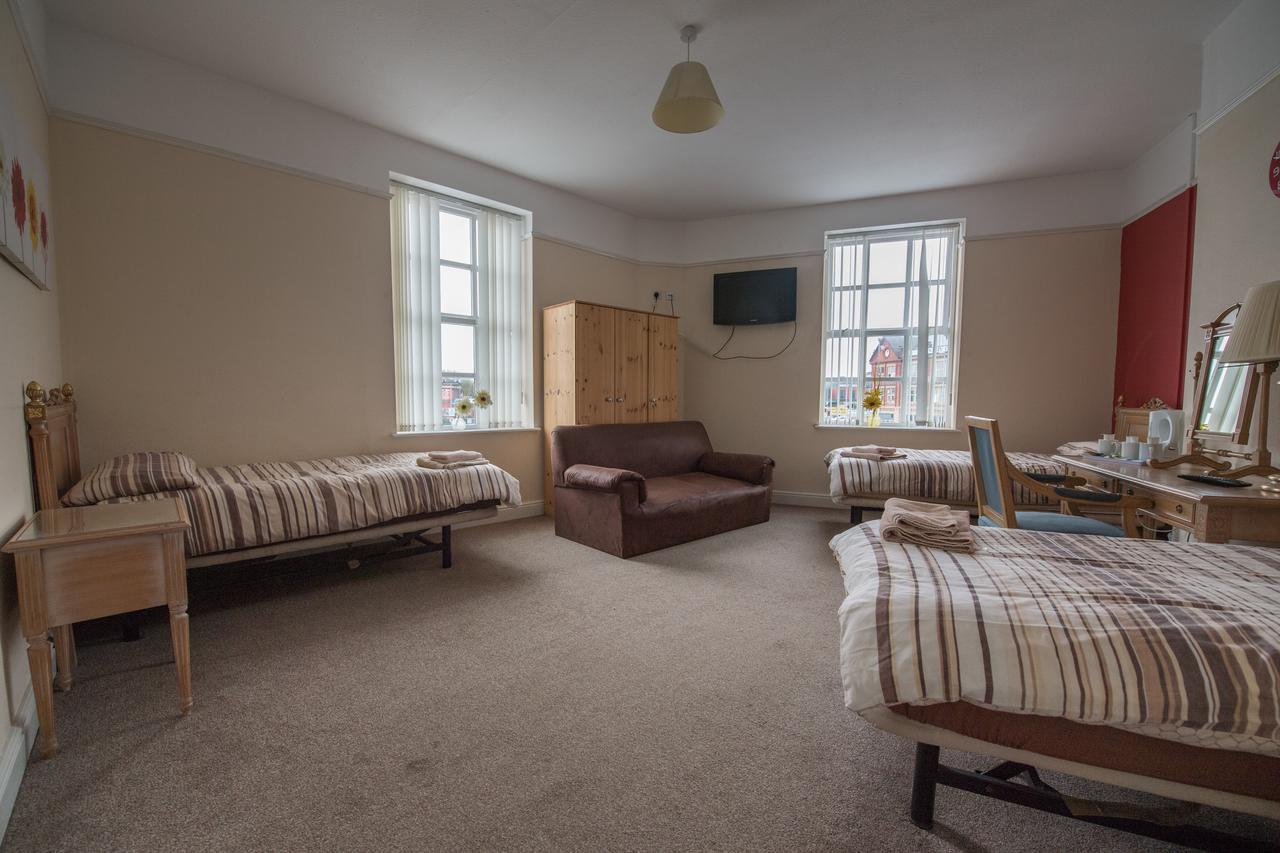 The Rodney Otel Warrington Dış mekan fotoğraf